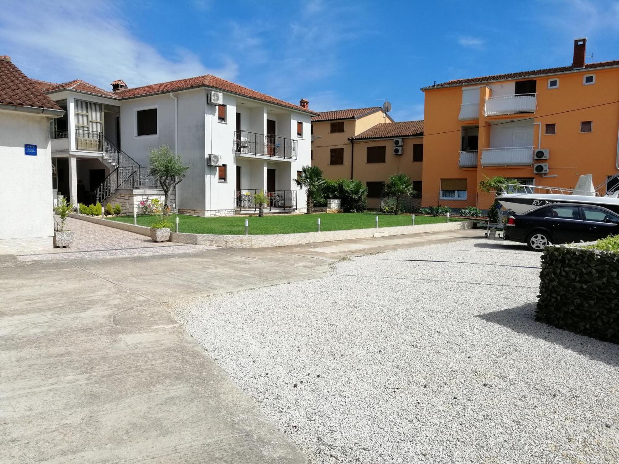 Viktor Rooms And Apartments 2 Rovinj Exterior foto